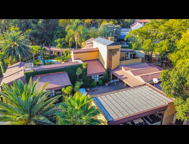 5 BEDROOM HOUSE FOR SALE IN VANDERBIJLPARK SW 5